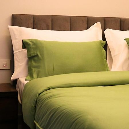 Fuji Ryokan Corporate Stays Гургаон Экстерьер фото