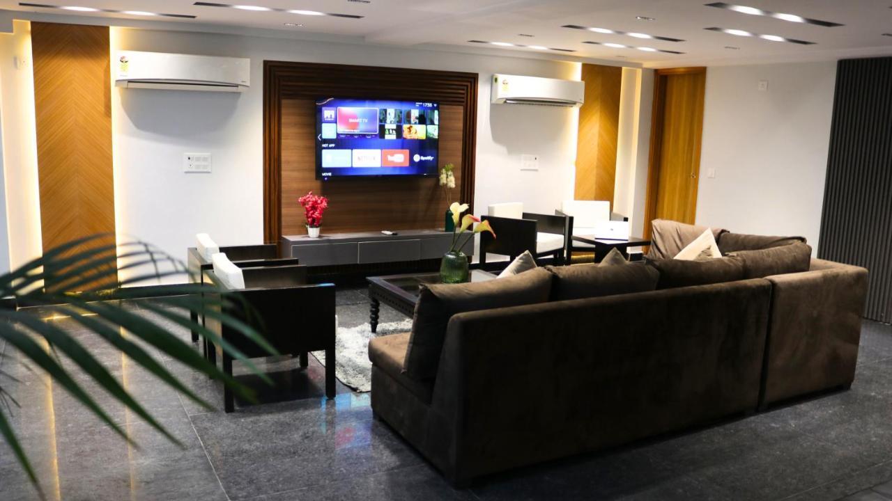 Fuji Ryokan Corporate Stays Гургаон Экстерьер фото